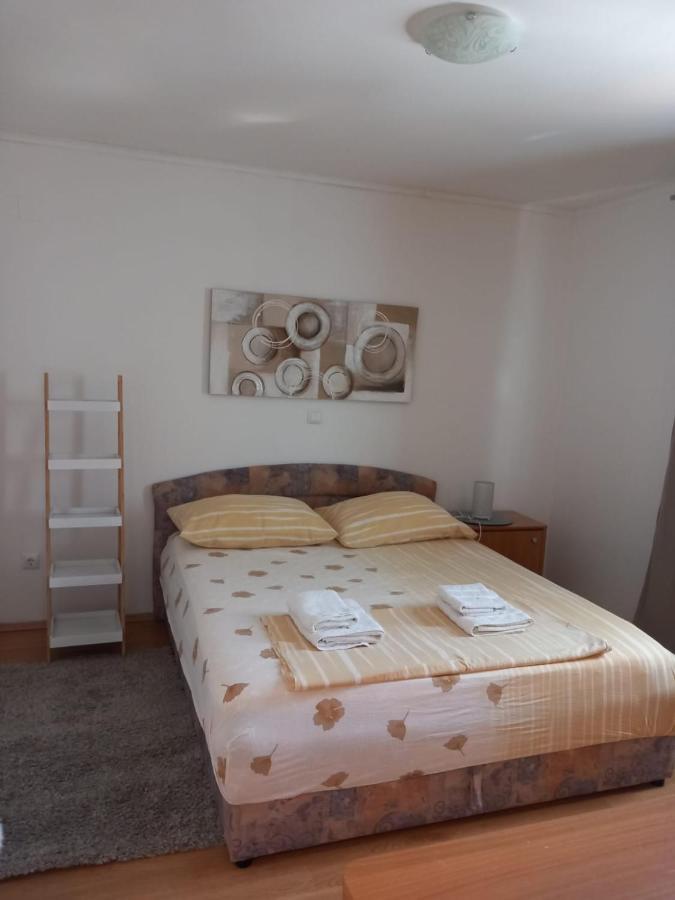 Apartman Nika Appartement Ražanac Buitenkant foto